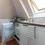 Huusi 4*