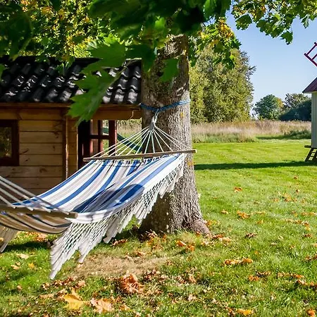 Pensjonat Huusi Hellamaa (Hiiumaa)