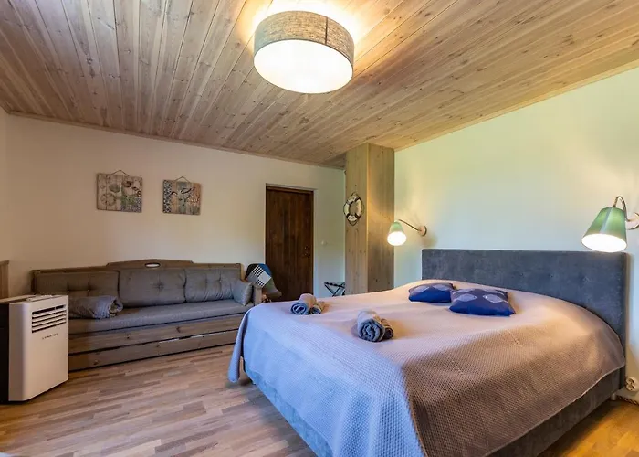 Huusi Guest house Hellamaa (Hiiumaa)