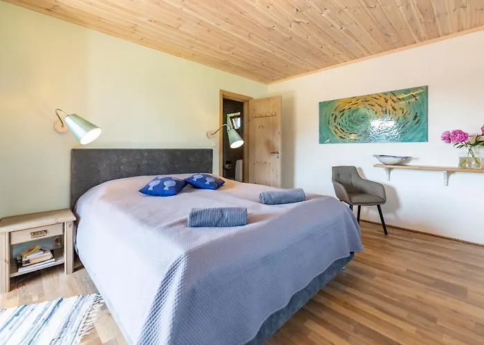 Guest house Huusi 4*