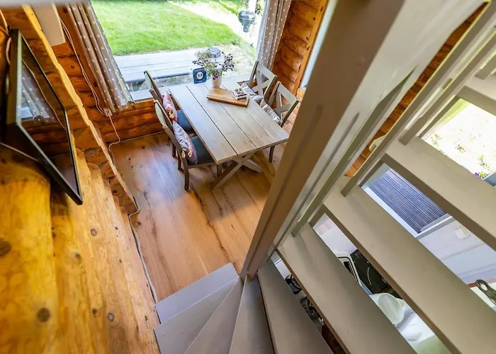 Huusi 4* Hellamaa (Hiiumaa)