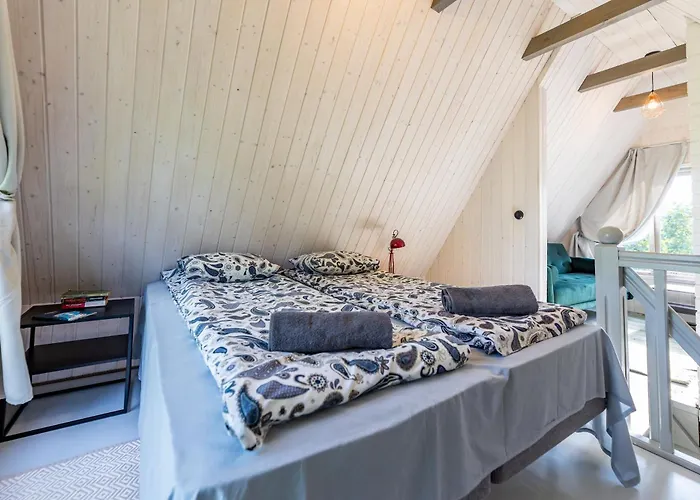 Huusi Guest house Hellamaa (Hiiumaa)