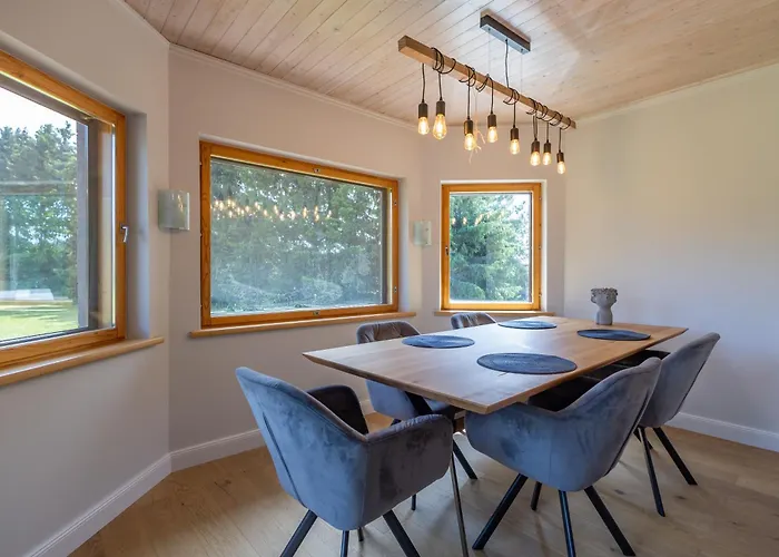 Huusi Guest house 4*