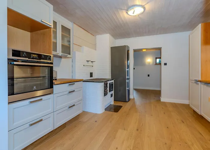 Huusi Guest house Hellamaa (Hiiumaa)